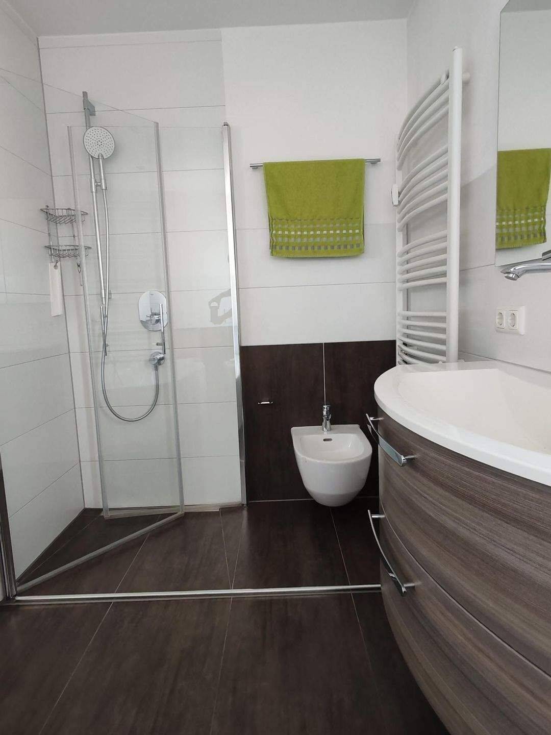 Helle 4 Zimmer-Wohnung mit Loggia und Garage, 92237 Sulzbach-Rosenberg