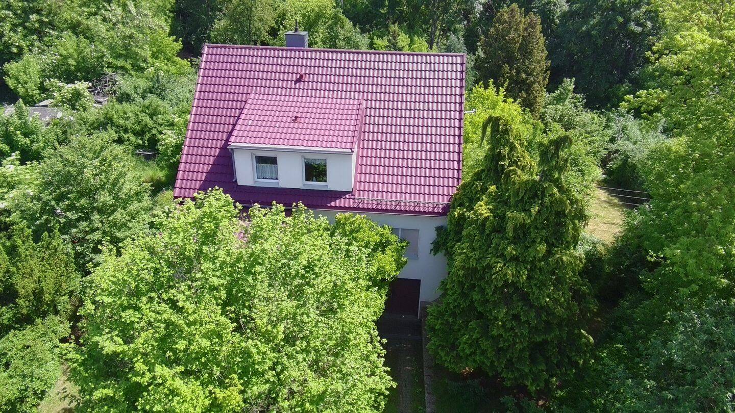 Familienfreundliches Wohnen in ruhiger Sackgassenlage – großzügiges Einfamilienhaus mit großem Naturgrundstück in Rötha, 4571 Rötha