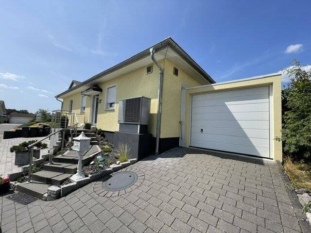 Bungalow. Stilvolles Wohnen auf einer Ebene., 74850 Schefflenz