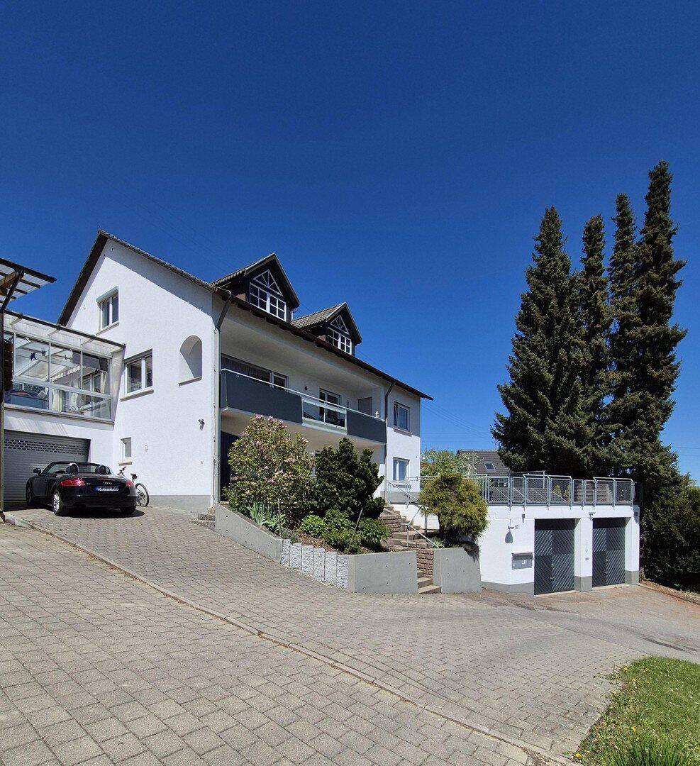 Außergewöhnliches Mehrfamilienhaus mit Aussicht und Ausblick, 78628 Rottweil