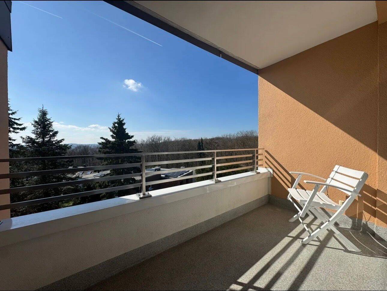 4-Zimmer-Wohnung mit Balkon in Ennepetal – Ideal für Paare oder kleine
Familien, 58256 Ennepetal