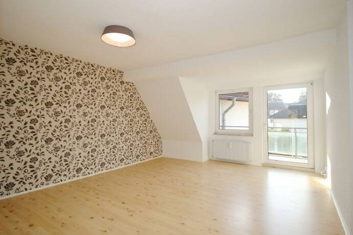 Mitten Drin und doch Ruhe! Helle 2-Zimmer Wohnung mit EBK und Balkon, 31812 Bad Pyrmont