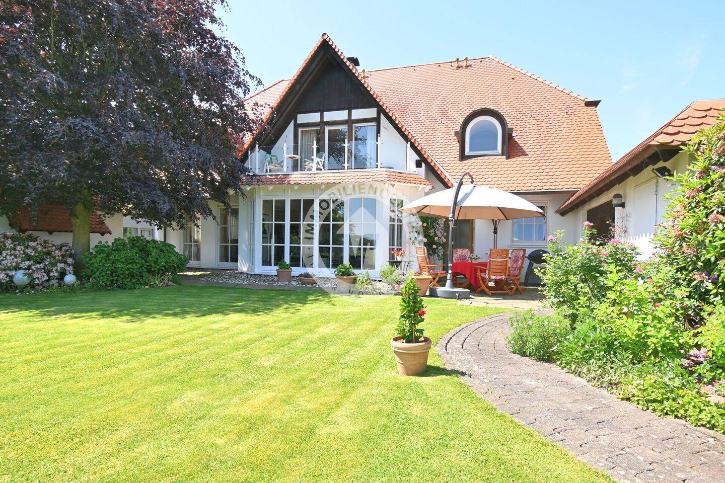 Hier wohnt das Besondere: ein Zuhause mit Herz in traumhafter Feldrandlage, 58730 Fröndenberg/Ruhr
