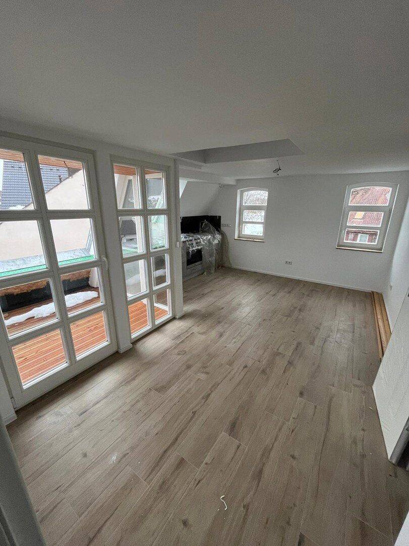 Charmante 3-Zimmer-Maisonette im kernsanierten Altbau + neue Markeneinbauküche, 91220 Schnaittach