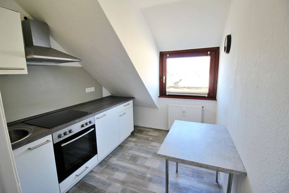 Neustadt 2 Zimmer – klein und fein – Dachgeschoss Nä. Hochschule, Airport, City, 28201 Bremen (Buntentor Gartenstadt Süd Huckelriede Neustadt Südervorstadt)