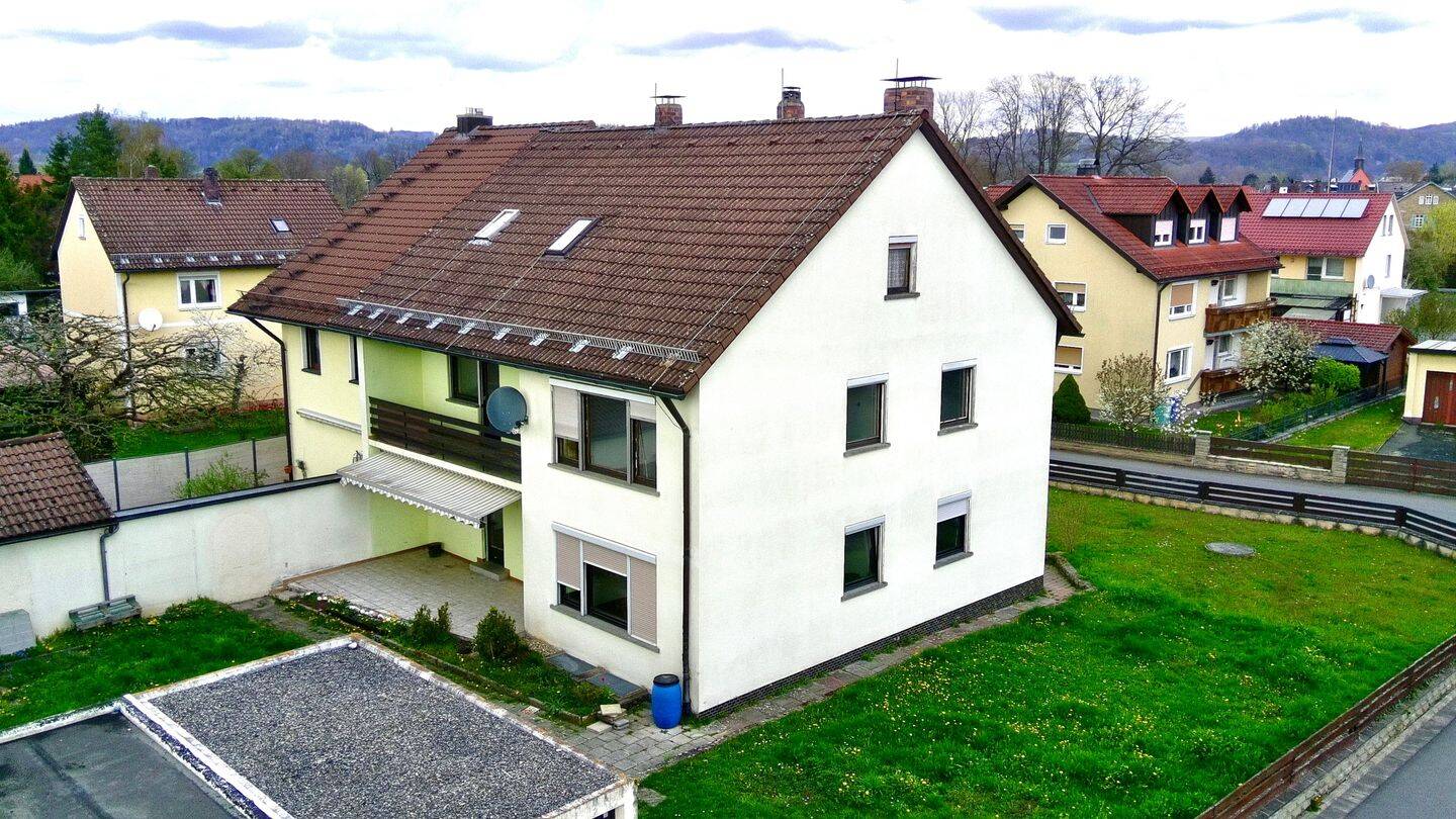 3-Zimmer-Wohnung in Neuenmarkt mit großem Entwicklungspotenzial, 95339 Neuenmarkt