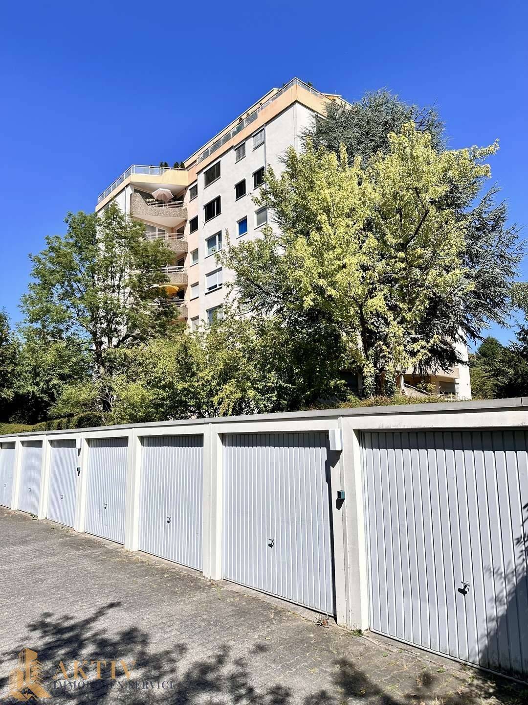 Schöne 3 Zimmer ETW * Aufzug * Garage * Balkon, 60388 Frankfurt am Main (Bergen-Enkheim Seckbach)