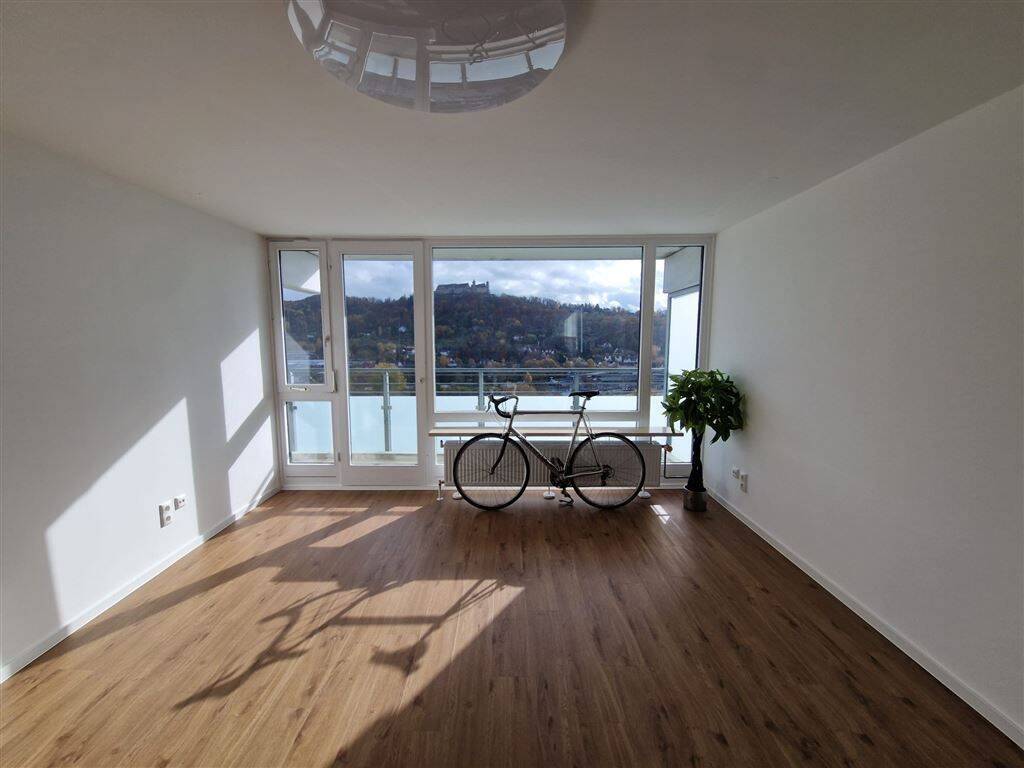 CO-City ** wirklich über den Dächern von CO ** EBK ** neu renoviert, 96450 Coburg