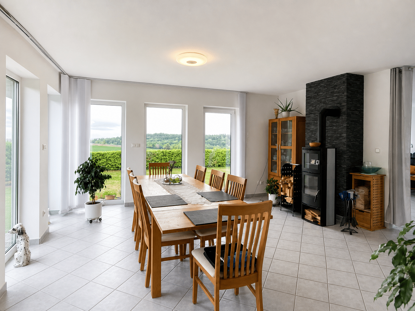197 m² auf einer Ebene – viel Privatsphäre, Fernblick und Raum für neue Ideen, 34270 Schauenburg