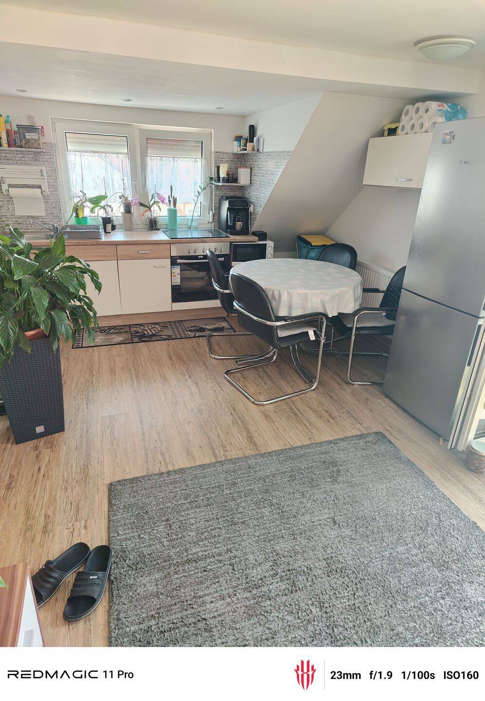 Gemütliche 2- Zimmer- DG Wohnung im Stadtteil Roßfeld zu vermieten