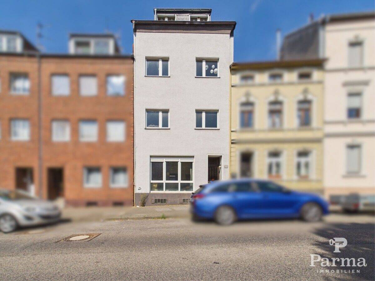 Großzügiges Reihenmittelhaus mit vielseitigen Nutzungsmöglichkeiten, 52351 Düren