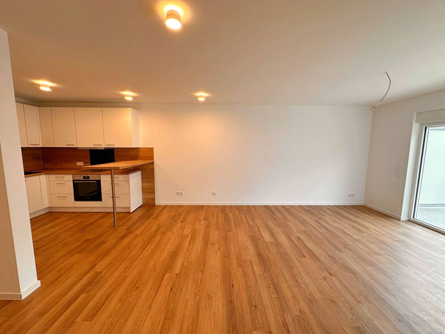 Erstklassiges Investment: Vermietete 3,5-Zimmer-DG-Wohnung mit Aussichtsbalkon & KfW 40, 78112 St. Georgen im Schwarzwald