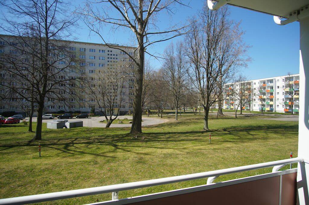 Schicke 3-Raum-Wohnung mit neuem Bad, 9130 Chemnitz (Hilbersdorf Sonnenberg Yorckgebiet Zentrum)