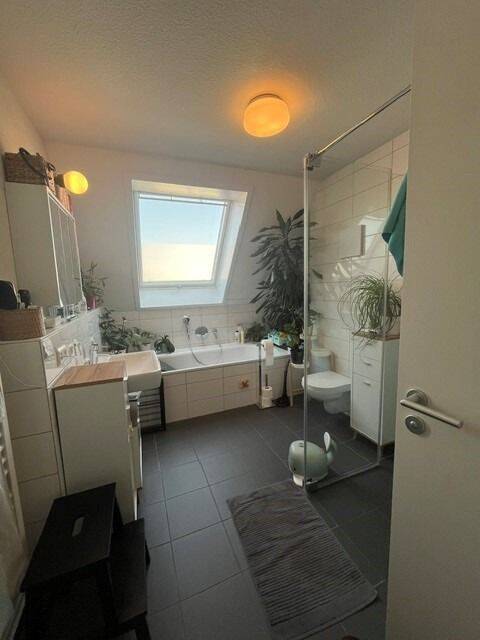 3-Zimmer-Wohnung mitten in Bempflingen, 72658 Bempflingen