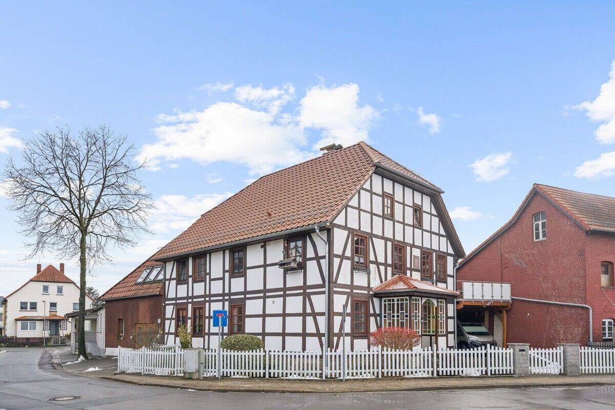 Provisionsfrei – Familienfreundliches  Wohn- & Geschäftshaus mit Garten und Ausbaupotenzial, 31860 Emmerthal