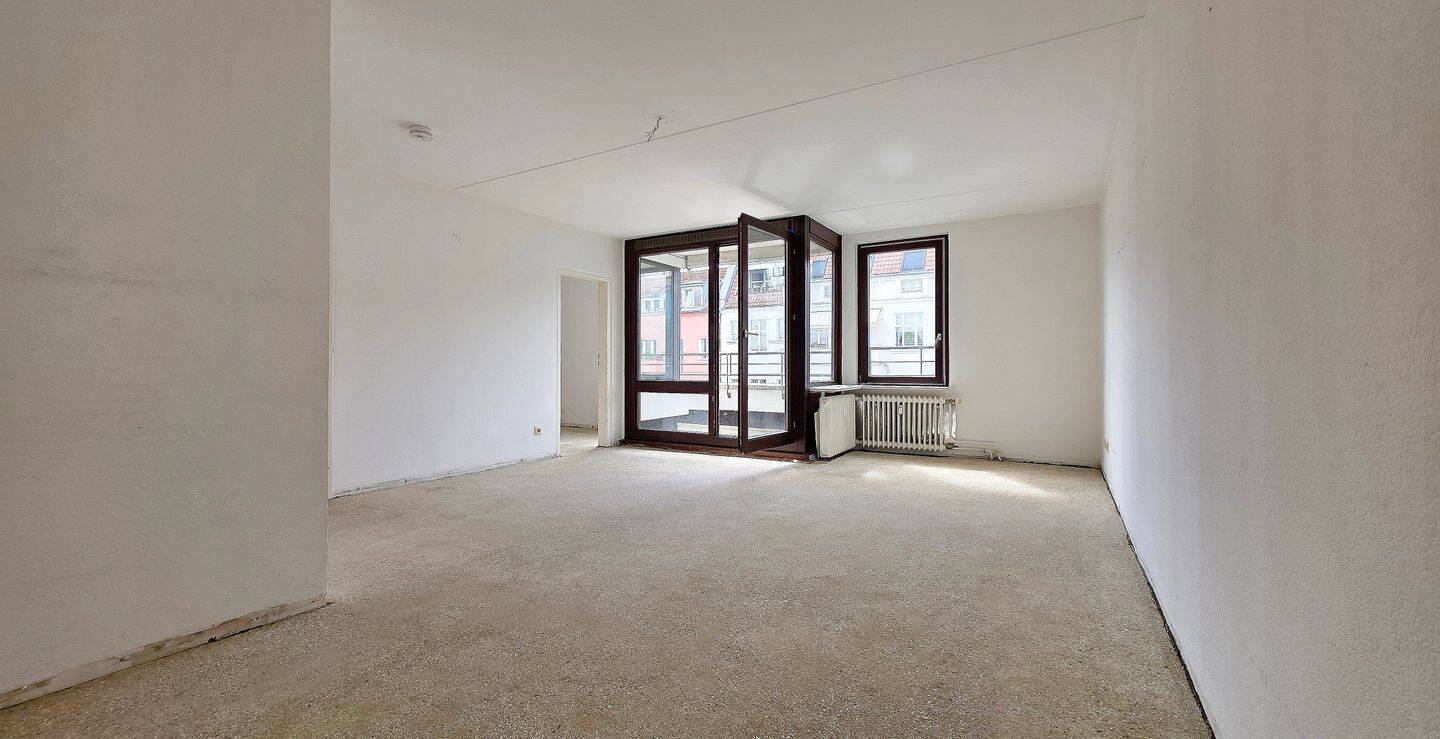 Freie 2-Zimmer-Wohnung mit Dachterrasse und Fahrstuhl nur 300 Meter vom Kudamm!, 10629 Berlin (Charlottenburg-Wilmersdorf Charlottenburg)