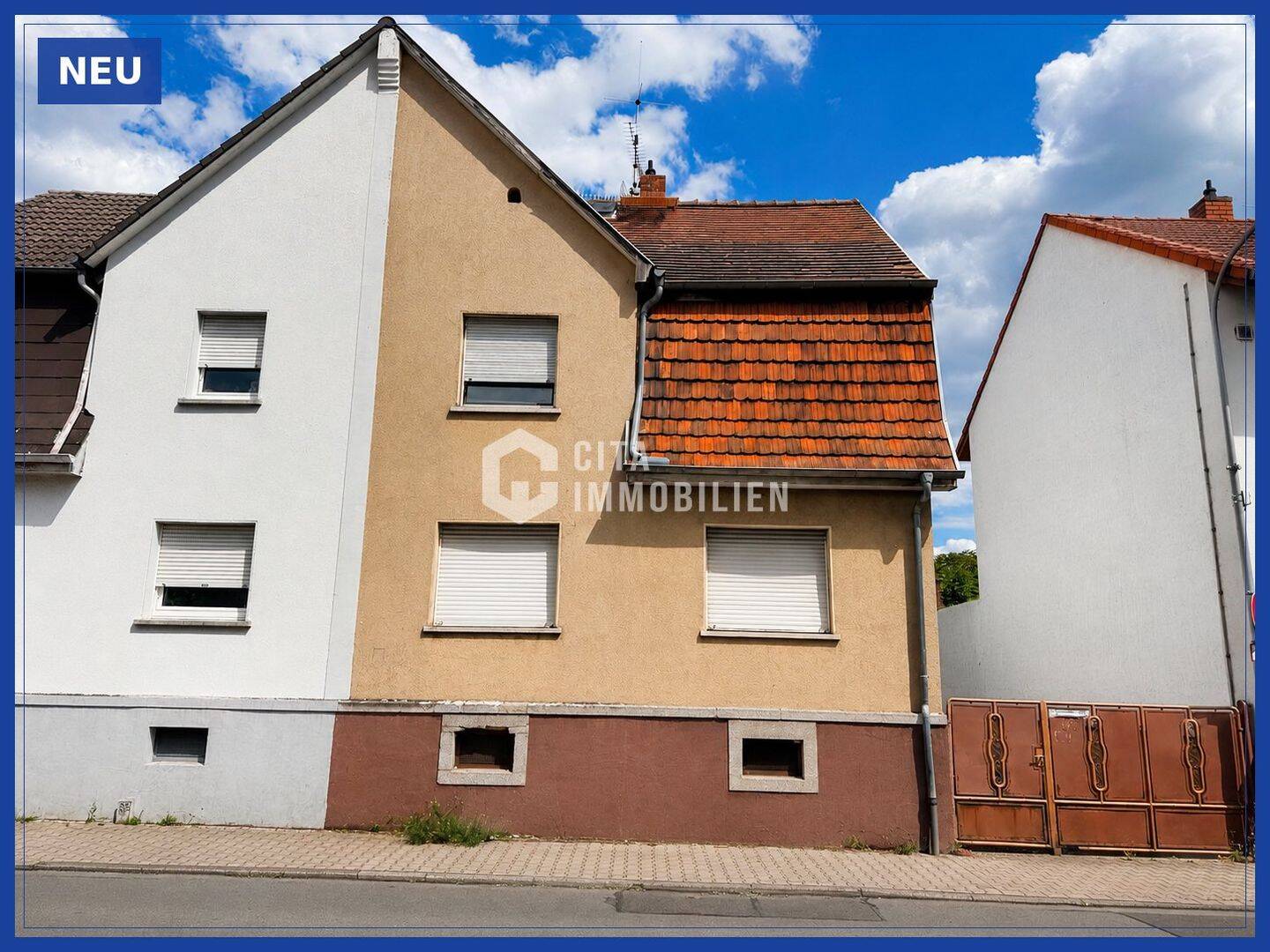 Leerstehende Doppelhaushälfte mit großem Grundstück, Anbau & Garage in Rödermark, 63322 Rödermark