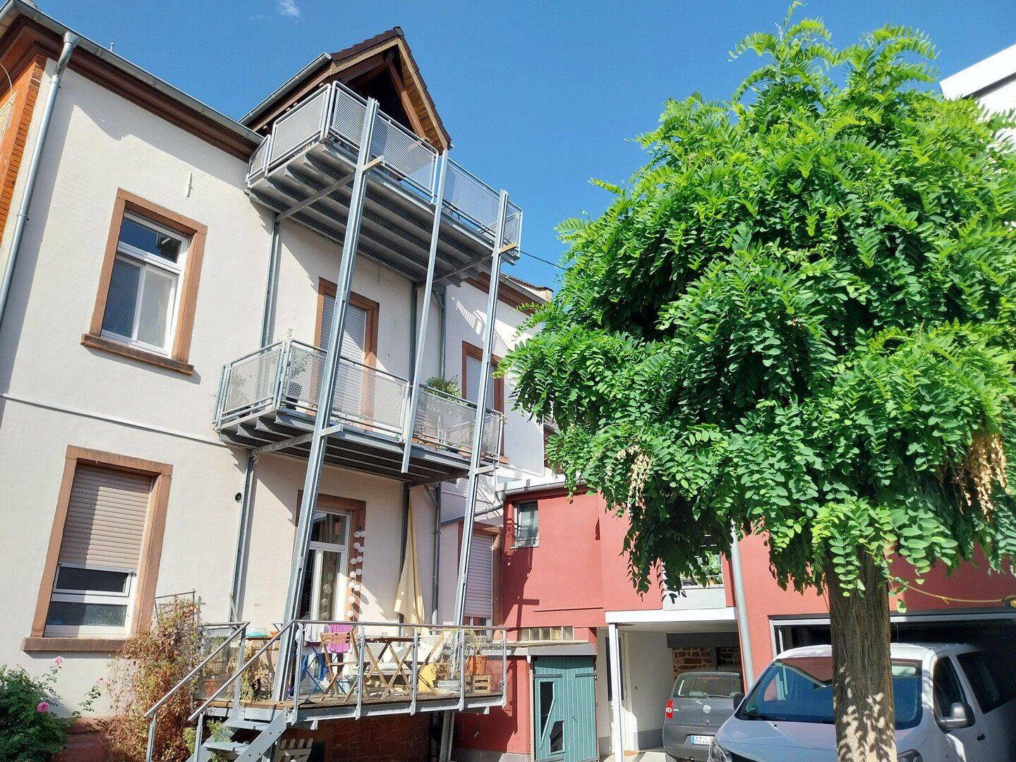Helle 3,5-Zimmer-Wohnung (96 qm) mit Südbalkon, Garage, saniertem Bad, 67575 Eich
