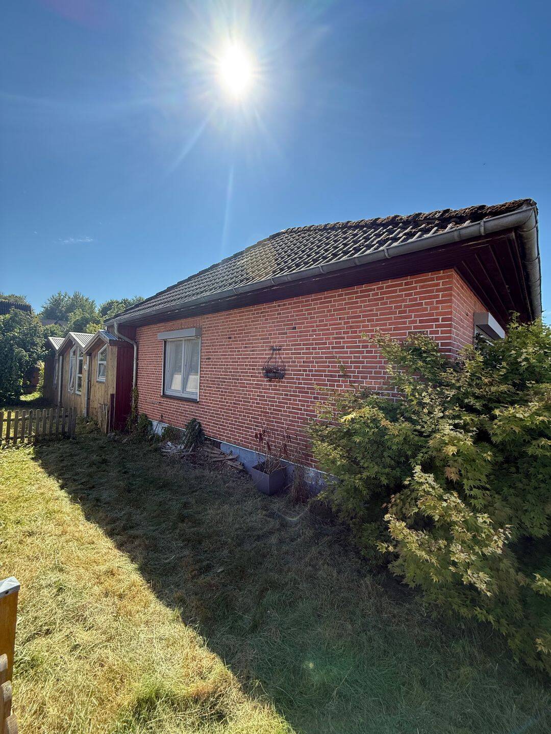 Sanierungsbedürftiges Einfamilienhaus mit Anbau, 24955 Harrislee