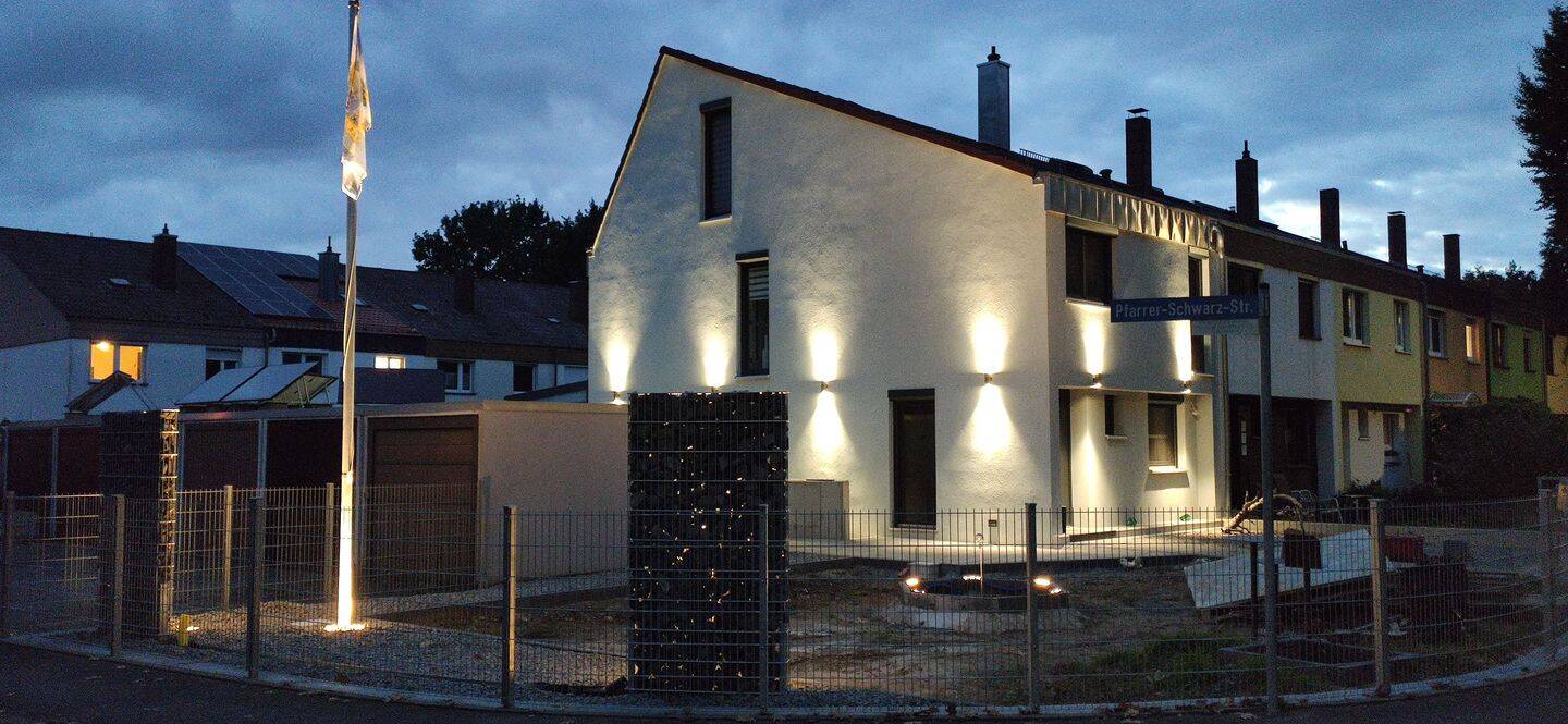 Einziehen und Aufatmen: Design-Juwel in Schwebheimer Top-Waldrandlage!, 97525 Schwebheim