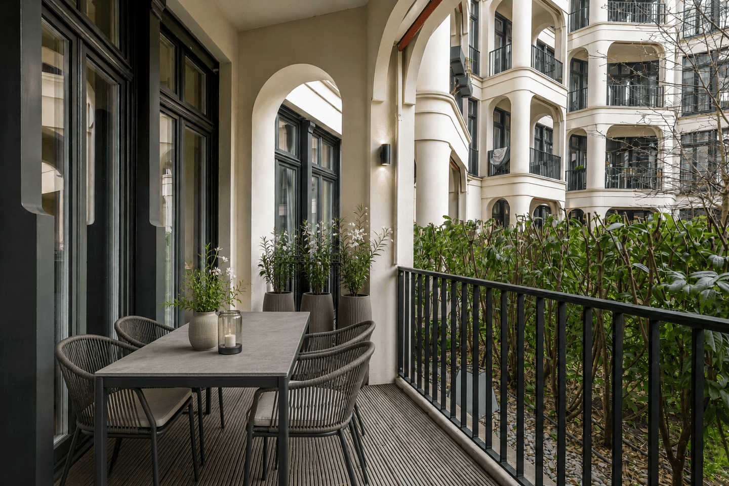 Fellini Residenz! Hochwertig: 4 Zi., 2 Bäder, Gäste WC & EBK! Super geschnitten in Toplage, 10179 Berlin (Mitte)