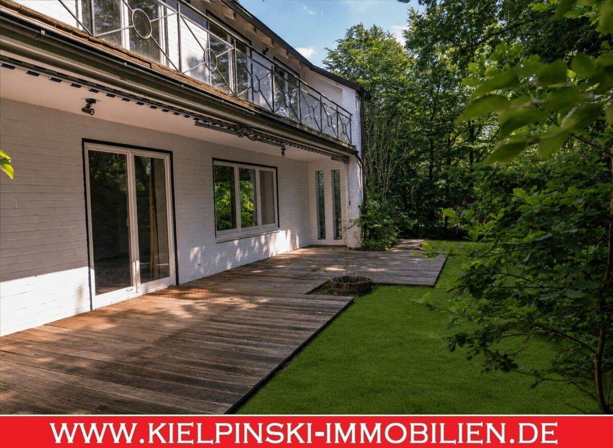 Charmantes & großzügiges Einfamilienhaus in grüner und begehrter Lage von Hamburg-Duvenstedt, 22397 Hamburg (Wandsbek Duvenstedt Lemsahl-Mellingstedt Wohldorf-Ohlstedt)