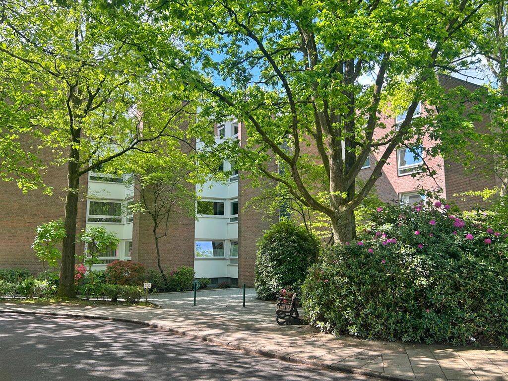Schöne 4,5 Zimmer-Wohnung zur individuellen Ausgestaltung im Zentrum von Poppenbüttel, 22399 Hamburg (Wandsbek Hummelsbüttel Lemsahl-Mellingstedt Poppenbüttel)