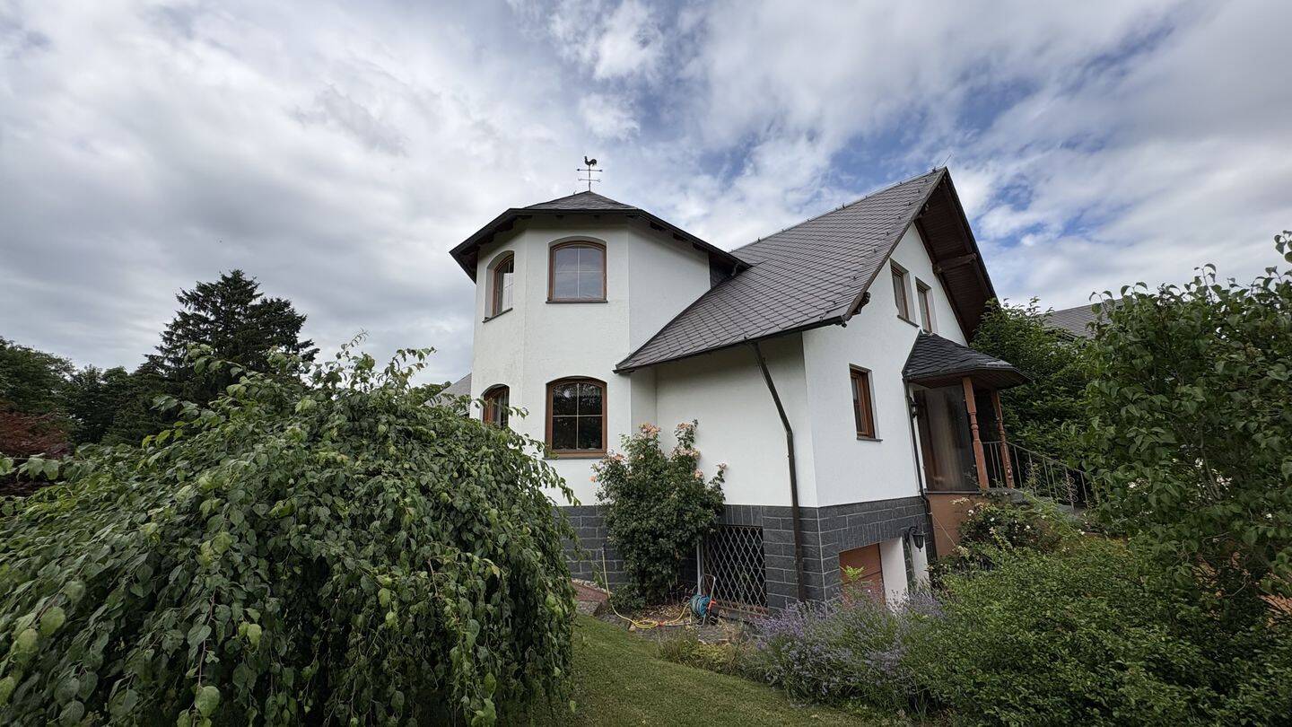 Wohnen im Grünen – Großzügiges Einfamilienhaus mit Obstgarten und Traumterrasse, 7907 Schleiz
