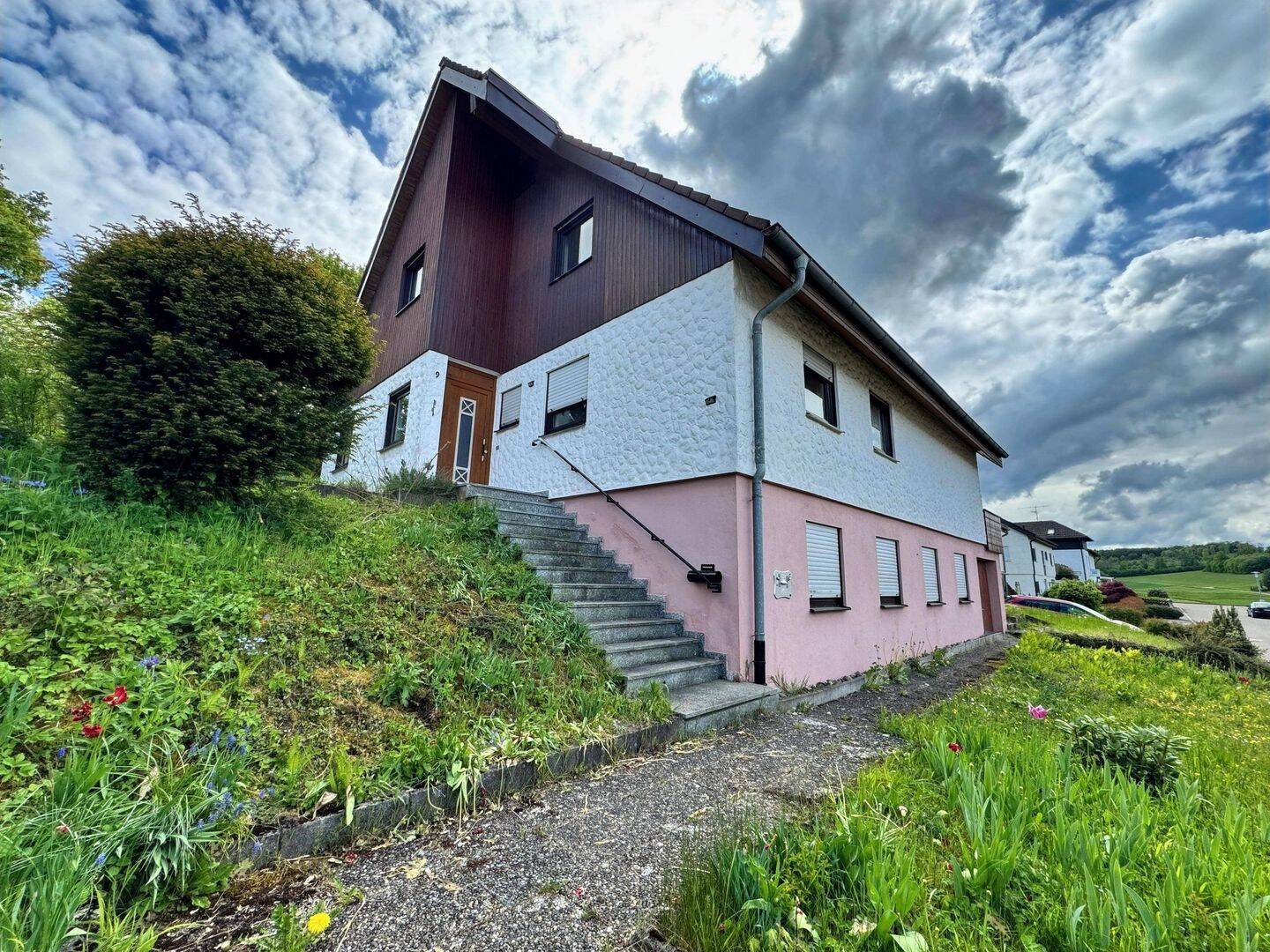 Haus mit Einliegerwohnung, 89561 Dischingen