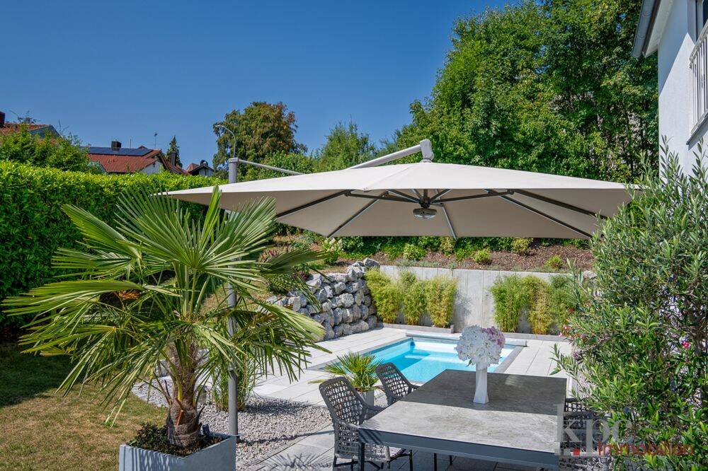 Traumhaus in Bestlage mit Pool/Sauna! Smarthome/Wärmepumpen/PV/Wallbox! Im attraktiven Erbbaurecht!, 82335 Berg