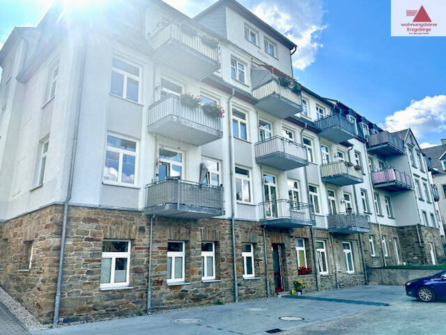 Großzügige 2,5-Raum-Maisonette-Wohnung in Annaberg-Buchholz – Balkon – Stellplatz!!, 9456 Annaberg-Buchholz