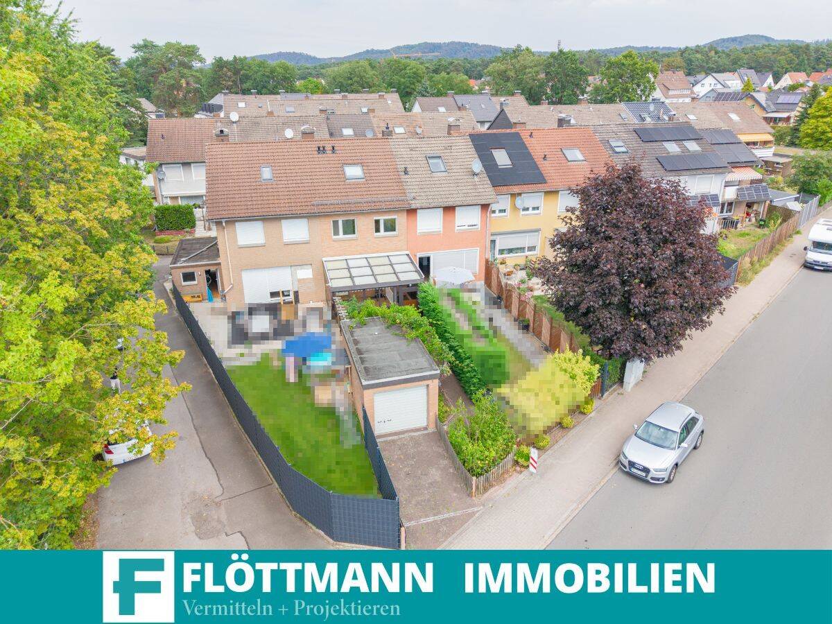 Zentral wohnen, individuell gestalten! Reihenmittelhaus in Bielefeld-Senne!, 33659 Bielefeld (Senne)