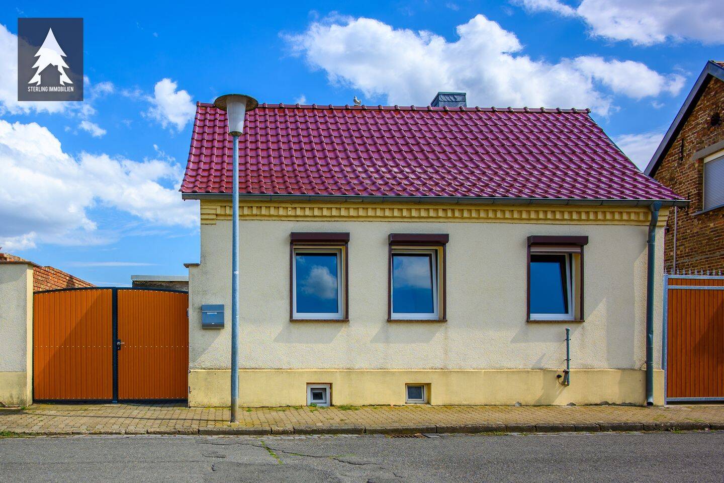 Einfamilienhaus in Frose: Erst die Arbeit. Dann der Stolz., 6464 Seeland