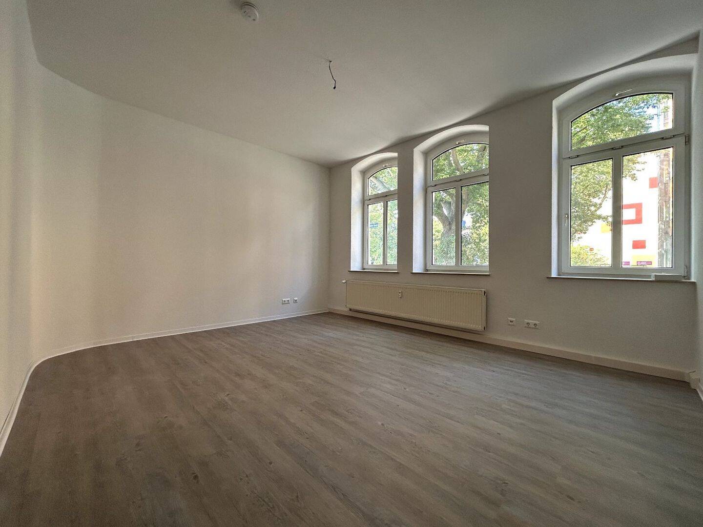 5-Zimmer-Wohnung mit 128 m² Wohnfläche und frisch renoviert in Erfurt, 99084 Erfurt (Altstadt Brühlervorstadt Löbervorstadt)