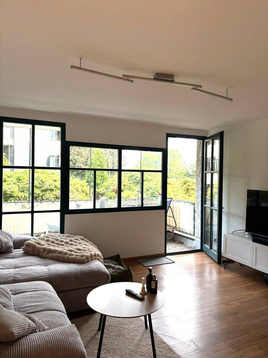 ++ Stylische 2-Zimmer-Wohnung mit Balkon & EBK in historischer Weberei ++, 42897 Remscheid (Lennep)