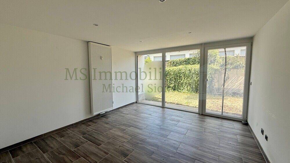 *** Moderne 2,5-Zimmer-Souterrainwohnung mit Terrasse in Lampertheim ***, 68623 Lampertheim