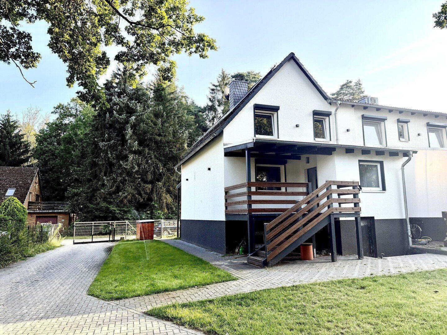 Modernes Haus mit großem Garten, Wärmepumpe & Smart Home in Bissendorf-Wietze, 30900 Wedemark