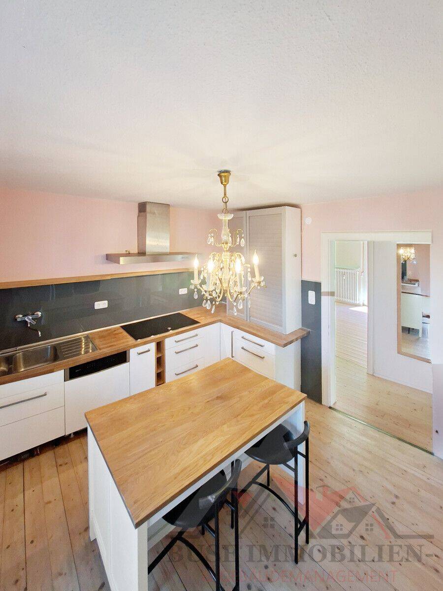 Wohnen mit Seele und Weitblick: Lichtdurchflutete 3 -Zimmer-Wohnung mit Kampenwand-Blick, 83209 Prien a. Chiemsee (Prien)