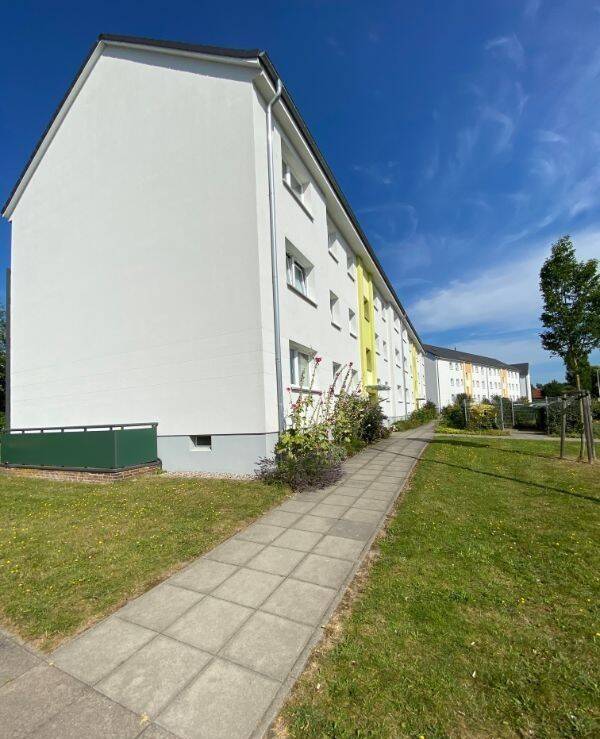 3 Zimmer im Erdgeschoss mit Balkon in Husum, 25813 Husum