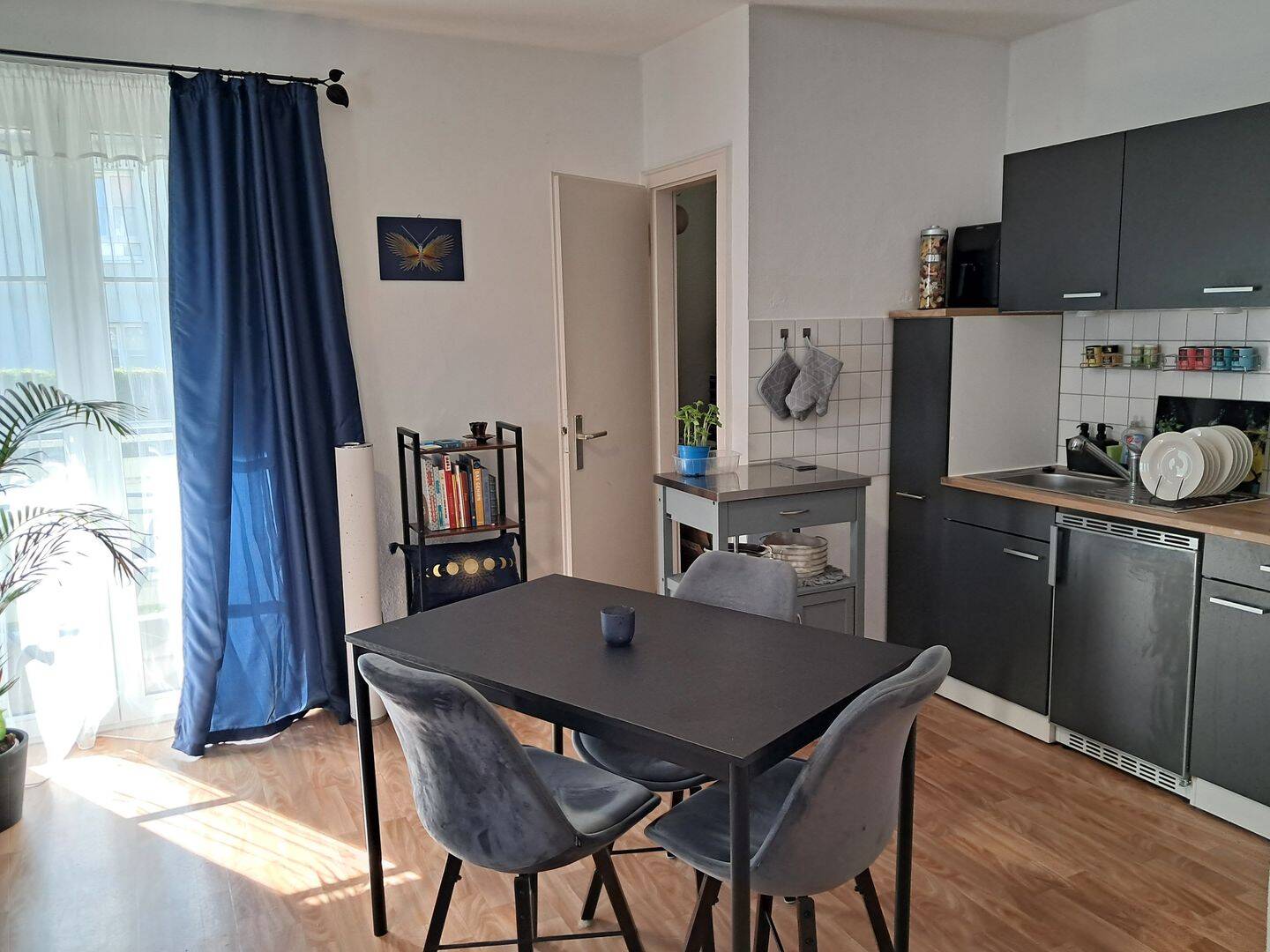 Schöne, helle 2-Zimmerwohnung mit Balkon, 95679 Waldershof