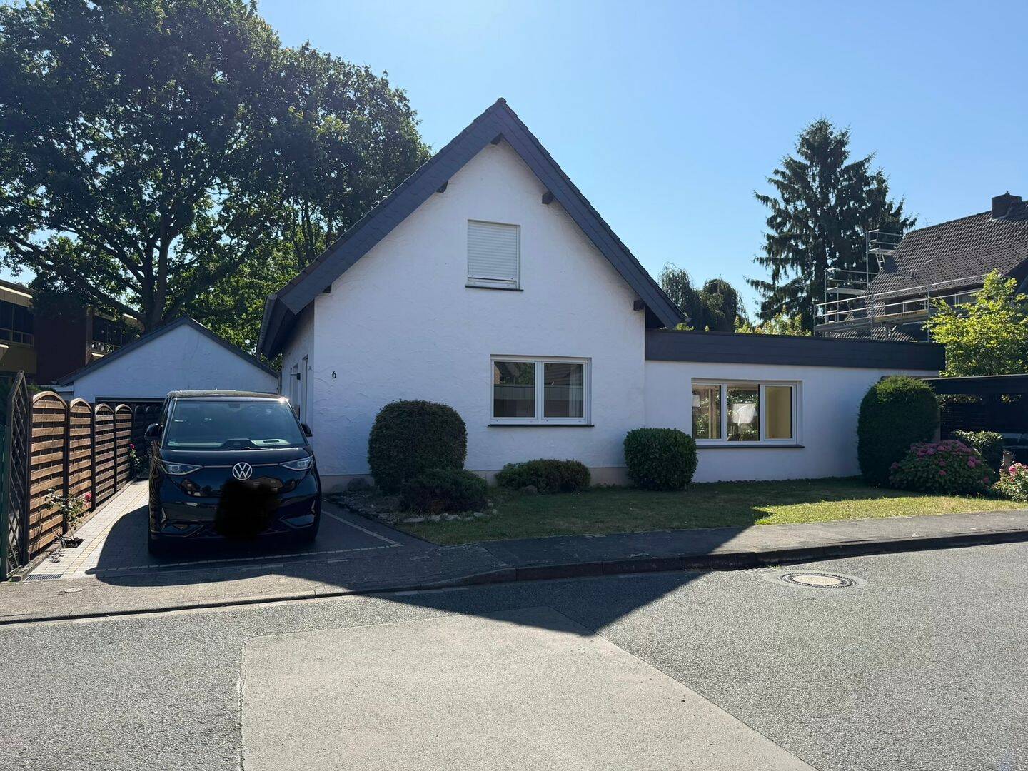 Geräumiges Einfamilienhaus mit Einliegerwohnung in Gütersloh, ruhige Lage, 33332 Gütersloh