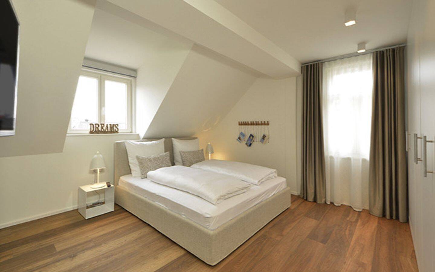 Design 3-Zimmerwohnung im Stuttgarter Zentrum für Zeitwohnen ab 1 Monat, 70178 Stuttgart (Mitte Süd West)