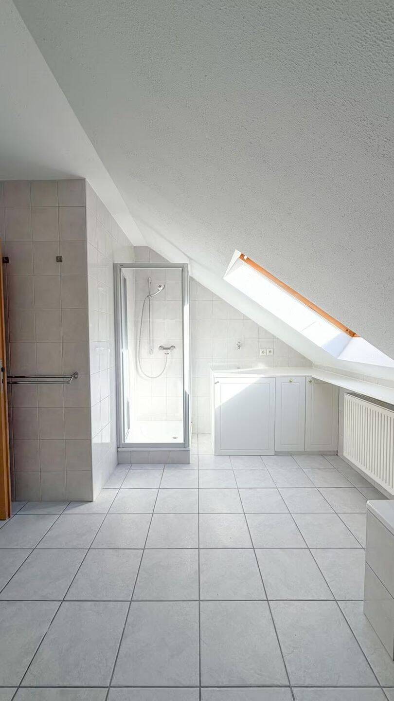 Charmante 2-Zimmer-Wohnung mit traumhaftem Ausblick in Bad Ems, 56130 Bad Ems