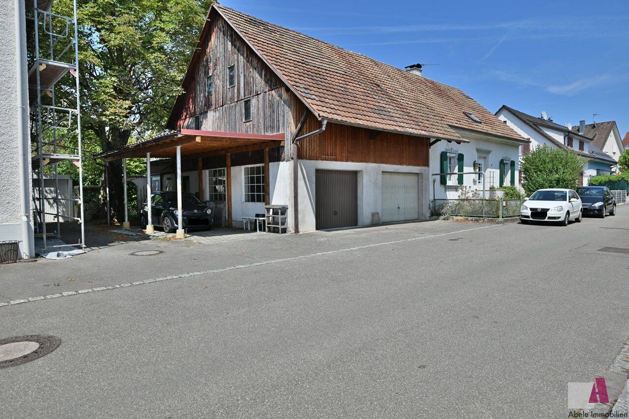 Einfamilienhaus aus dem Jahre 1908 mit Ausbaureserve in guter Lage von Haltingen, 79576 Weil am Rhein
