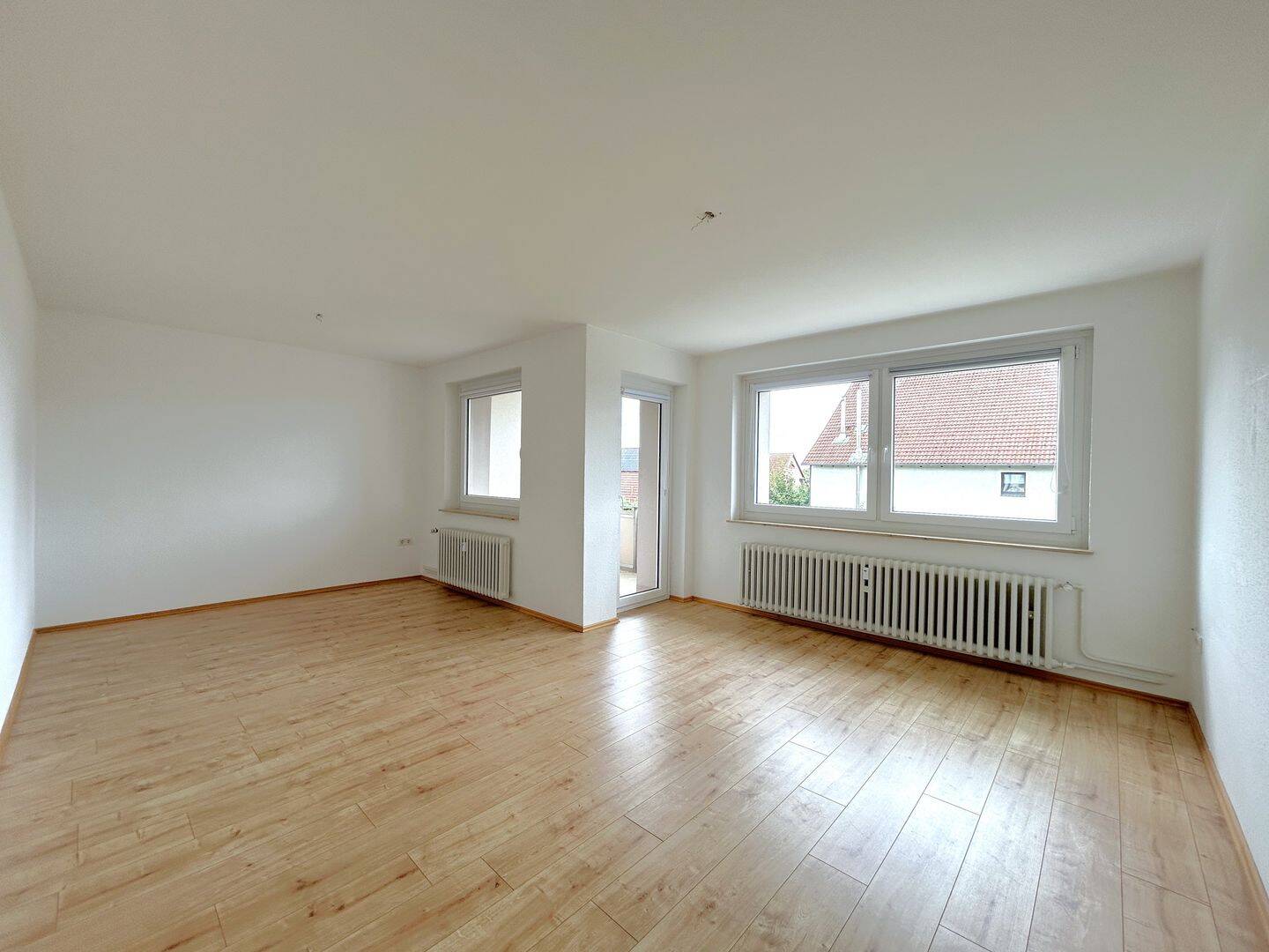 Ruhig wohnen | Renovierte 3-Zimmer-Balkonwohnung im dörflichen Dedensen