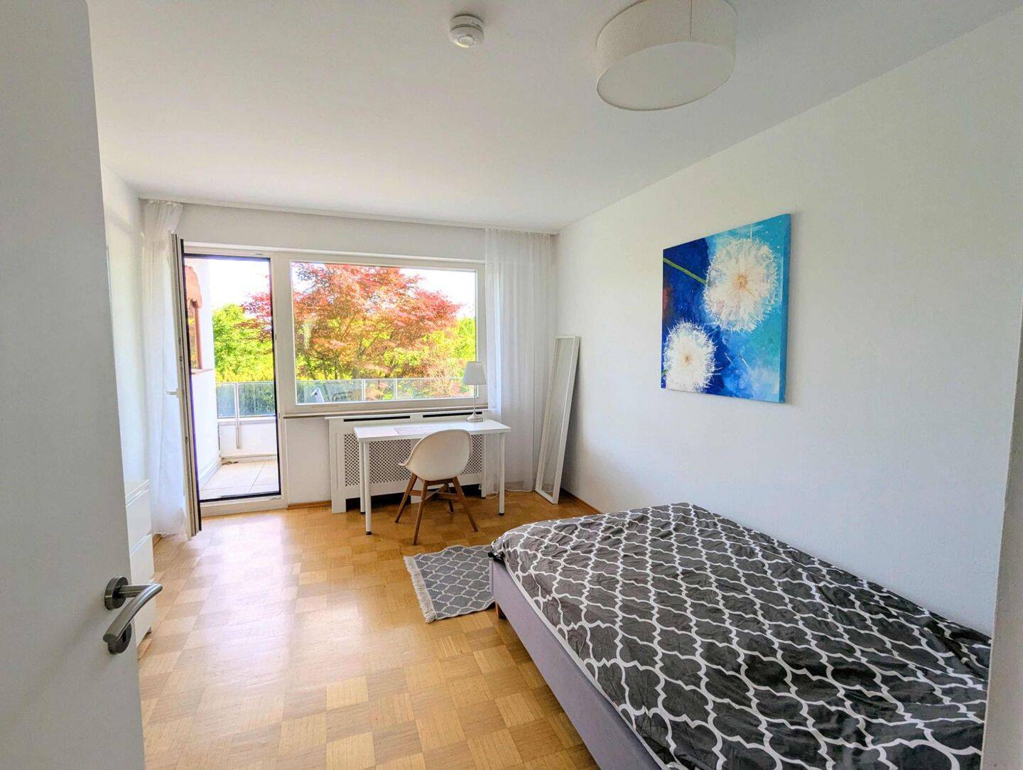 WG-Zimmer möbliert in Stuttgart Degerloch – 1 Monat Zeitwohnen, 70597 Stuttgart (Degerloch Hoffeld Kaltental Möhringen Sonnenberg)