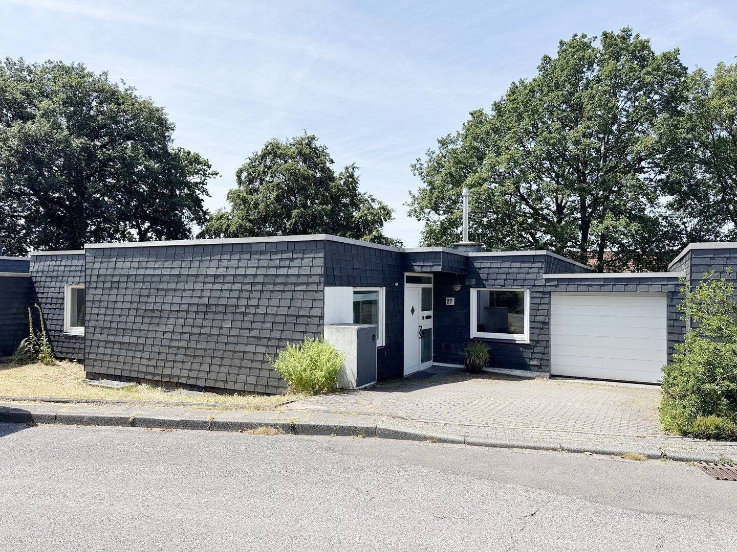 6 – Zimmer – Bungalow in gefragter Remscheider Wohnlage zu verkaufen, 42855 Remscheid (Innen Lüttringhausen Nord Süd West)