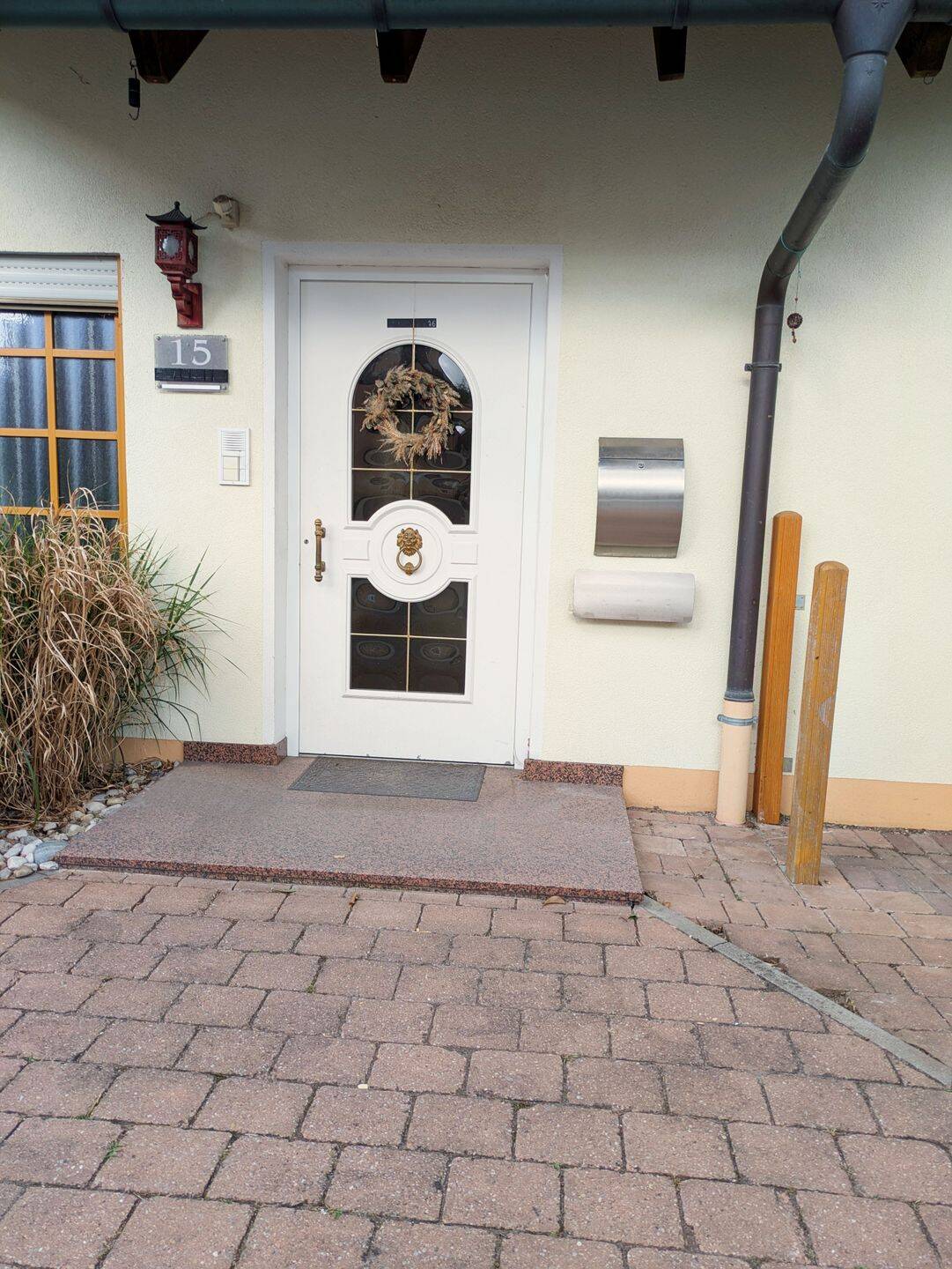 Großzügige EG-Wohnung in Schwabach mit Kachelofen, Terrasse & Hausmeisterservice, 91126 Schwabach