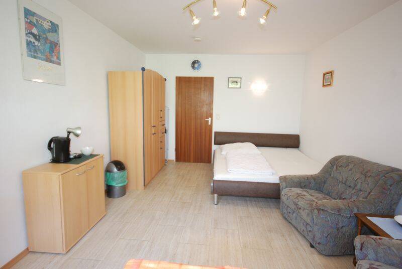 Möblierte Einraumwohnung im Apartmenthaus am Schroffen, 83435 Bad Reichenhall