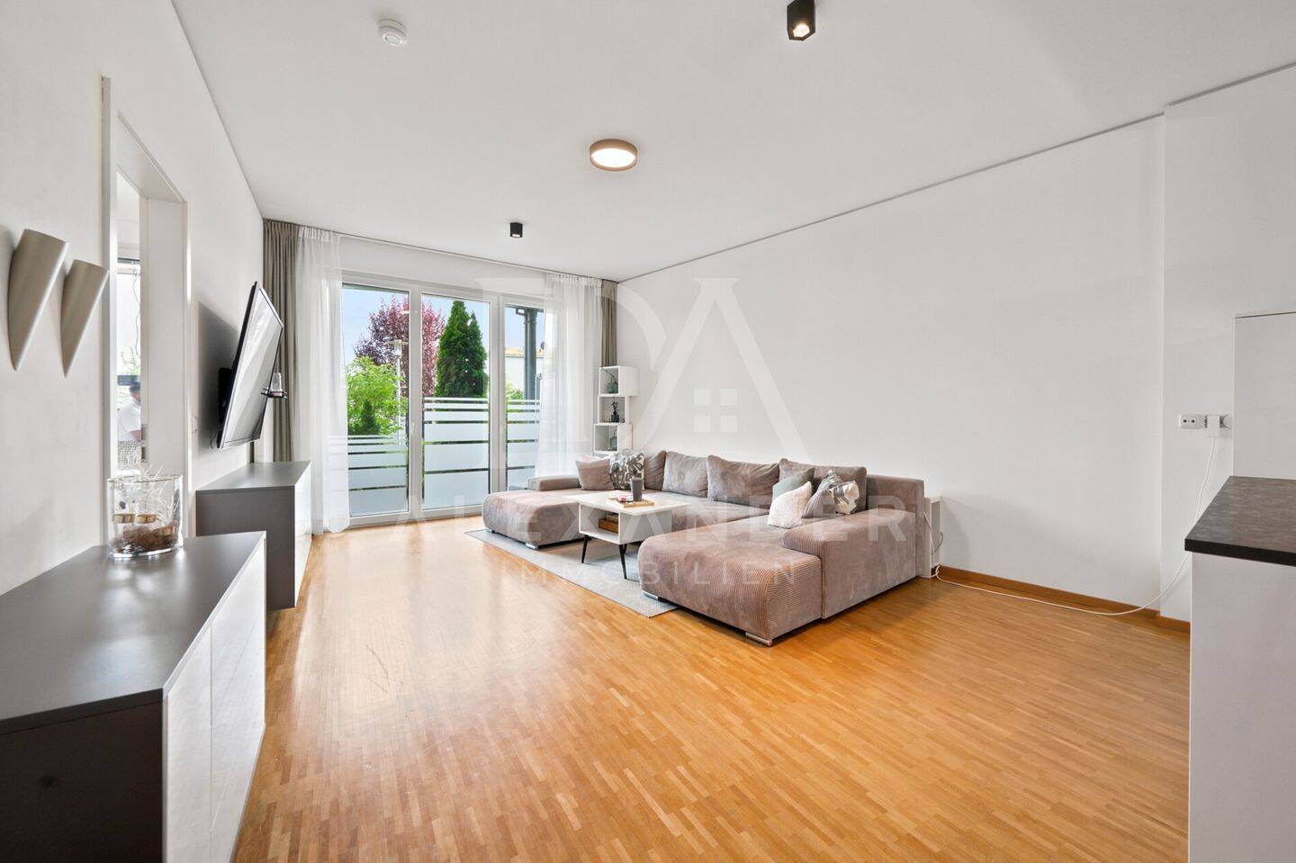 Freie 3-Zimmer-Erdgeschosswohnung mit Terrasse in Fürstenfeldbruck!, 82256 Fürstenfeldbruck